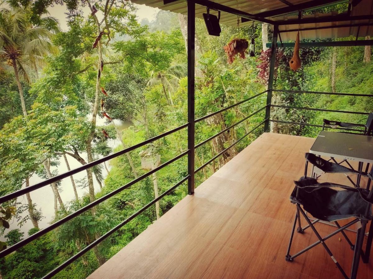 Апартаменти Noah'S Nest Tree House Теккаді Екстер'єр фото